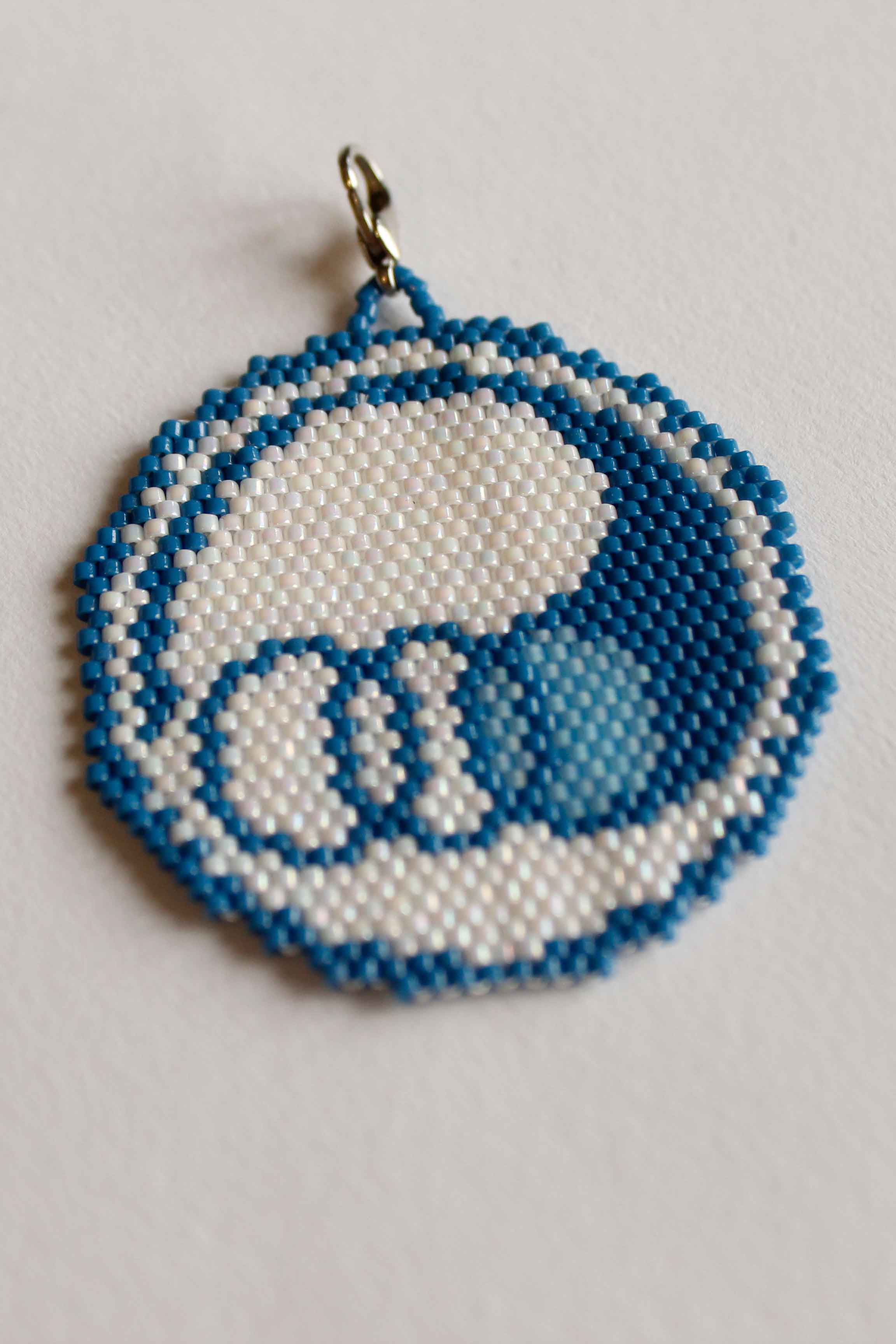 آویز لوگوی استقلال - سفید - آبی