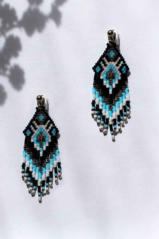 گوشواره میوکی به سبک بومیان آمریکایی - طرح هندسی - آبی - مشکی - سفید