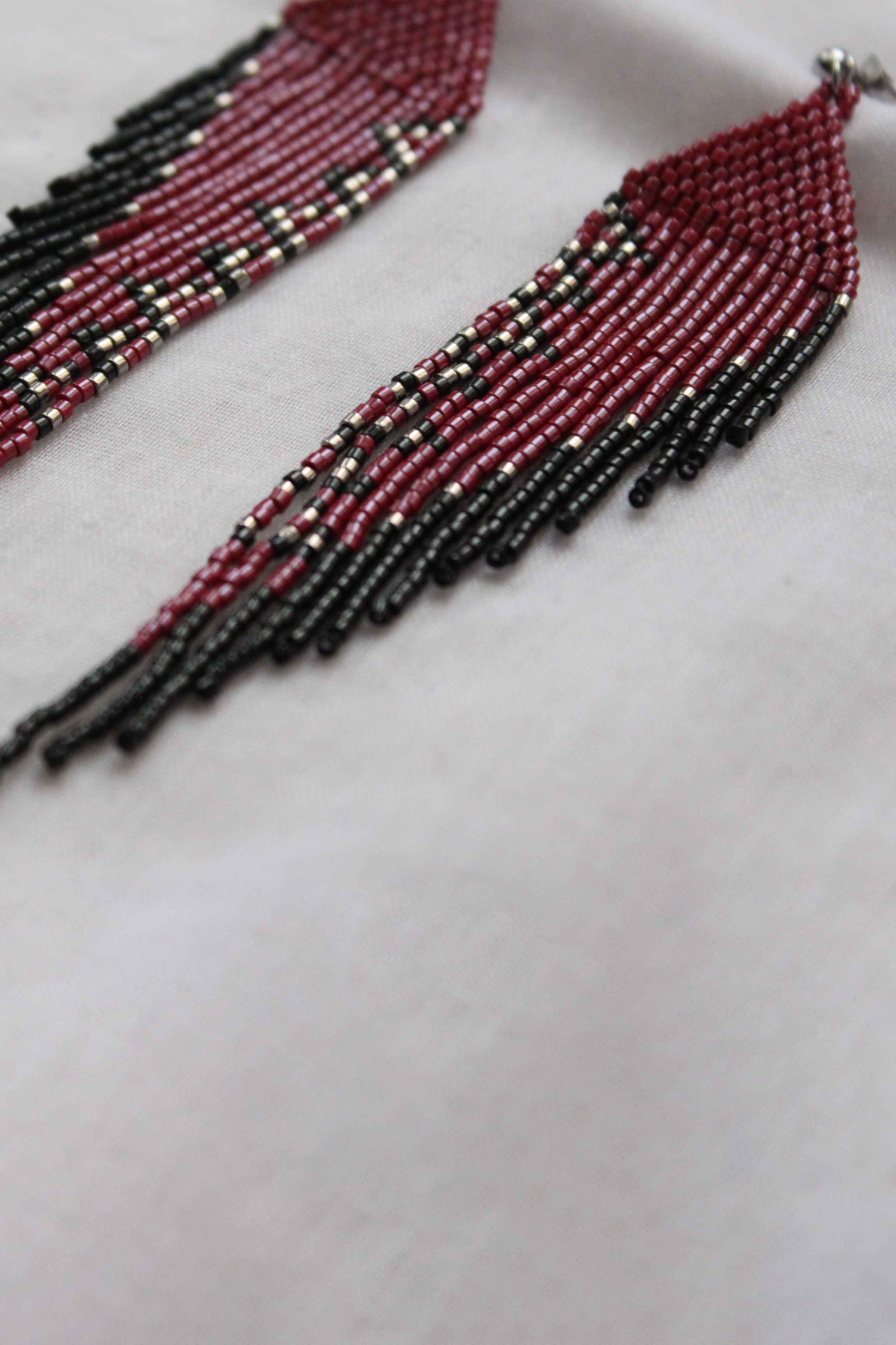 گوشواره میوکی به سبک بومیان آمریکایی - طرح بوهمی - مشکی - زرشکی - نقره ای