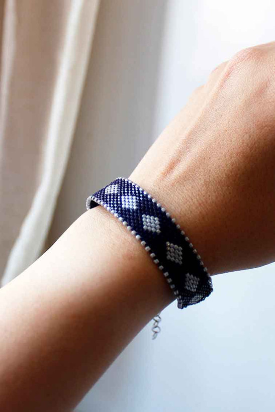 دستبند میوکی - طرح بیسیک - سورمه ای - طوسی متالیک