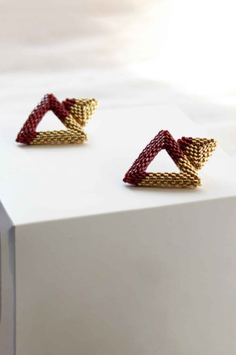 گوشواره میوکی و نقره - طرح دو مثلث - زرشکی - طلایی