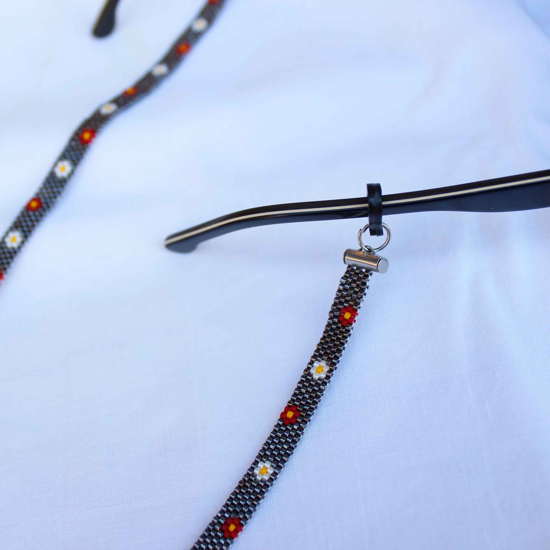 بند عینک میوکی - طرح گل - نیکل - سفید - قرمز - زرد