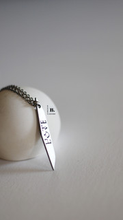 گردنبند استیل طرح «Hate، Love»